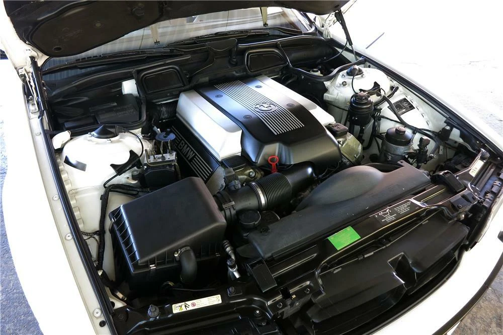 2001 BMW E38 7 Series - Image 3 of 6
