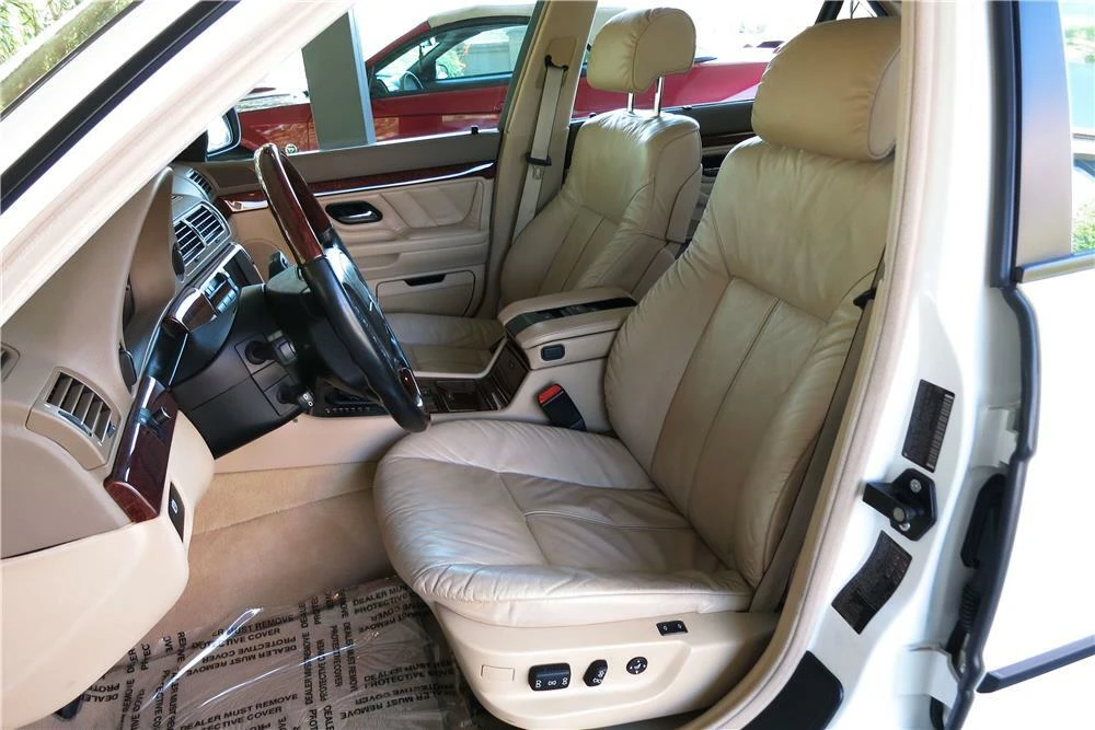 2001 BMW E38 7 Series - Image 5 of 6