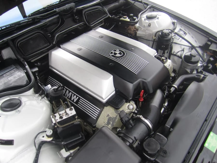 2001 BMW E38 7 Series - Image 5 of 6