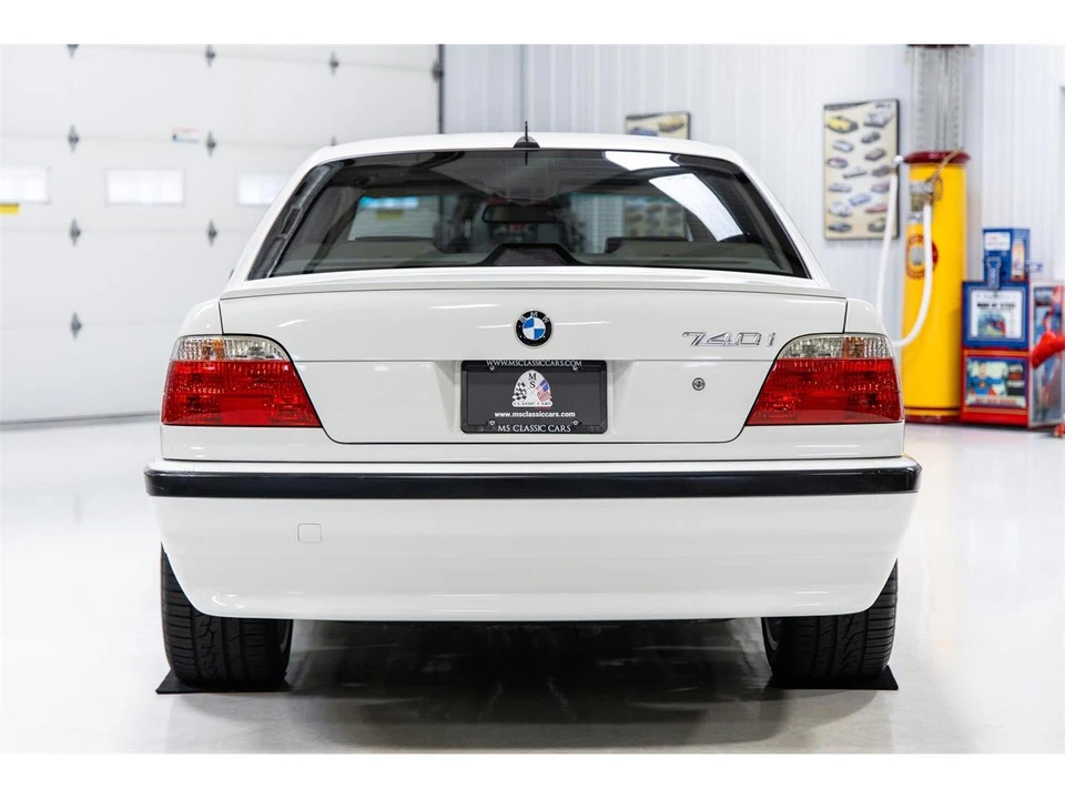 2001 BMW E38 7 Series - Image 4 of 10