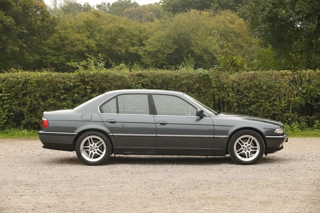 2001 BMW E38 7 Series - Image 3 of 30