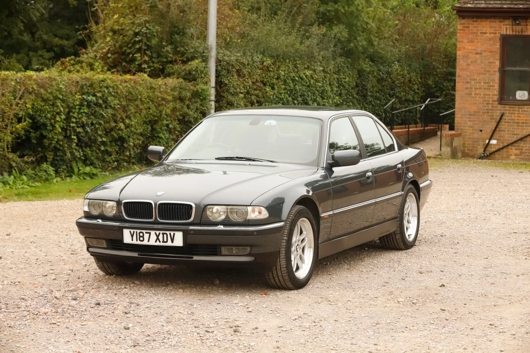 2001 BMW E38 7 Series - Image 2 of 30