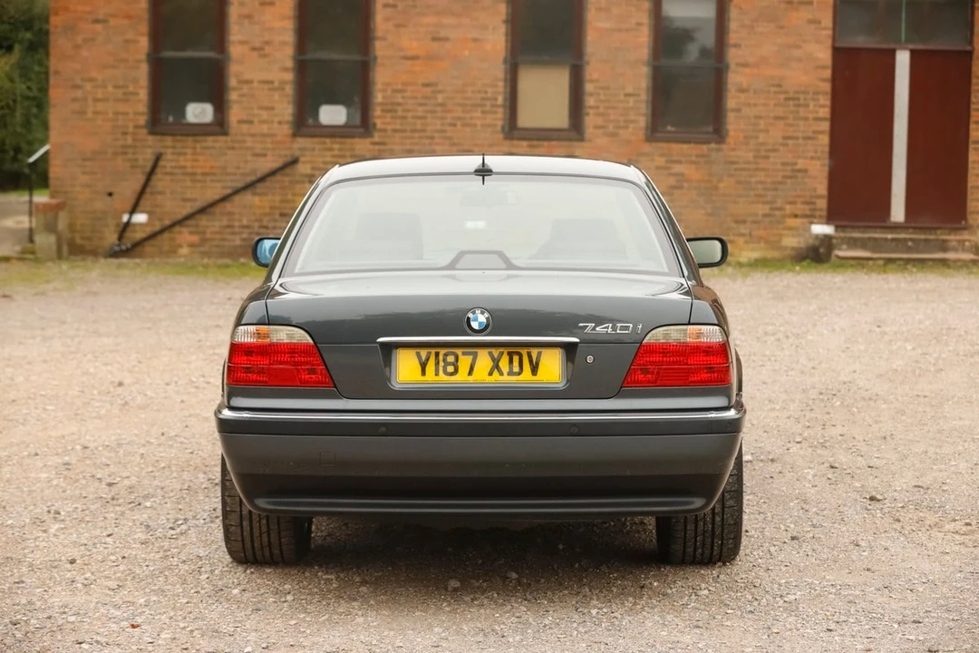 2001 BMW E38 7 Series - Image 8 of 30