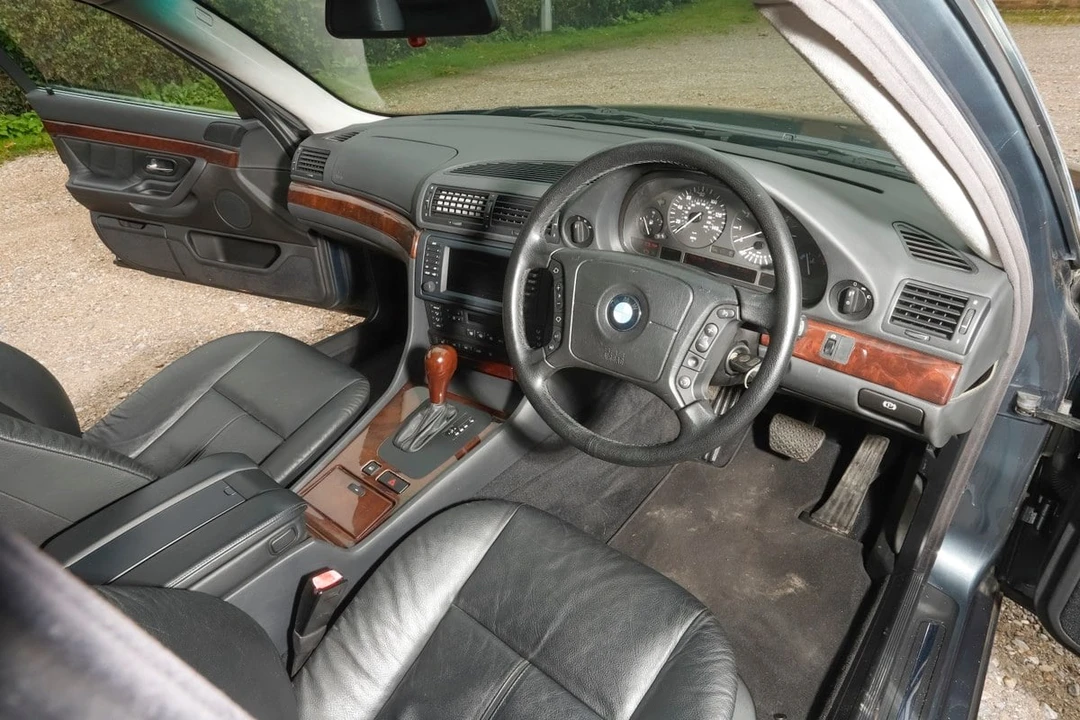 2001 BMW E38 7 Series - Image 22 of 30