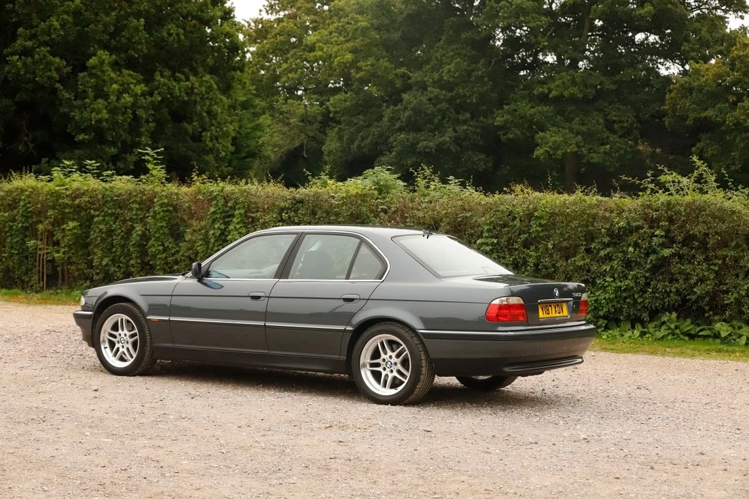 2001 BMW E38 7 Series - Image 7 of 30