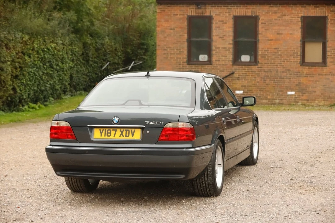 2001 BMW E38 7 Series - Image 12 of 30