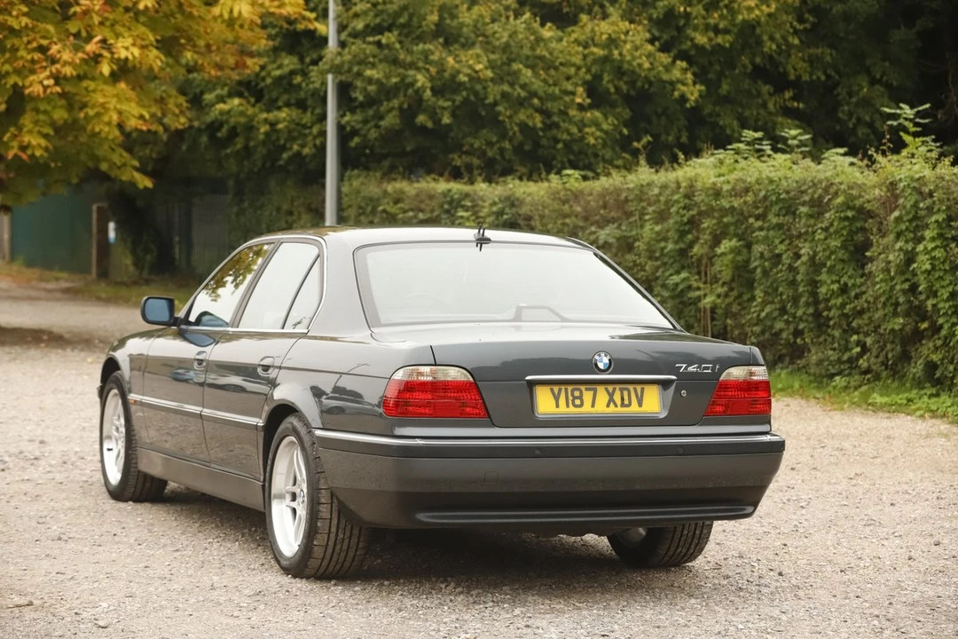 2001 BMW E38 7 Series - Image 16 of 30