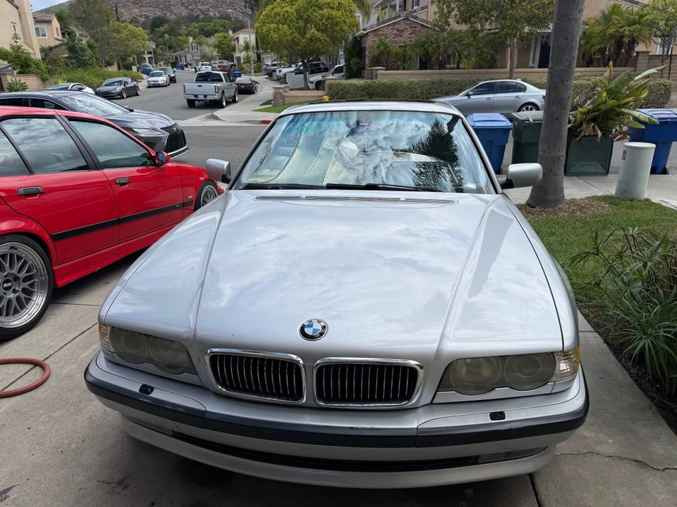 2001 BMW E38 7 Series - Image 2 of 7
