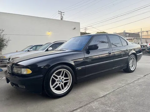 2001 BMW 740i M-Sport