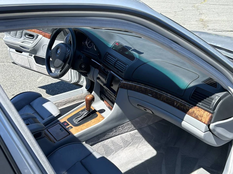 2001 BMW E38 7 Series - Image 18 of 21