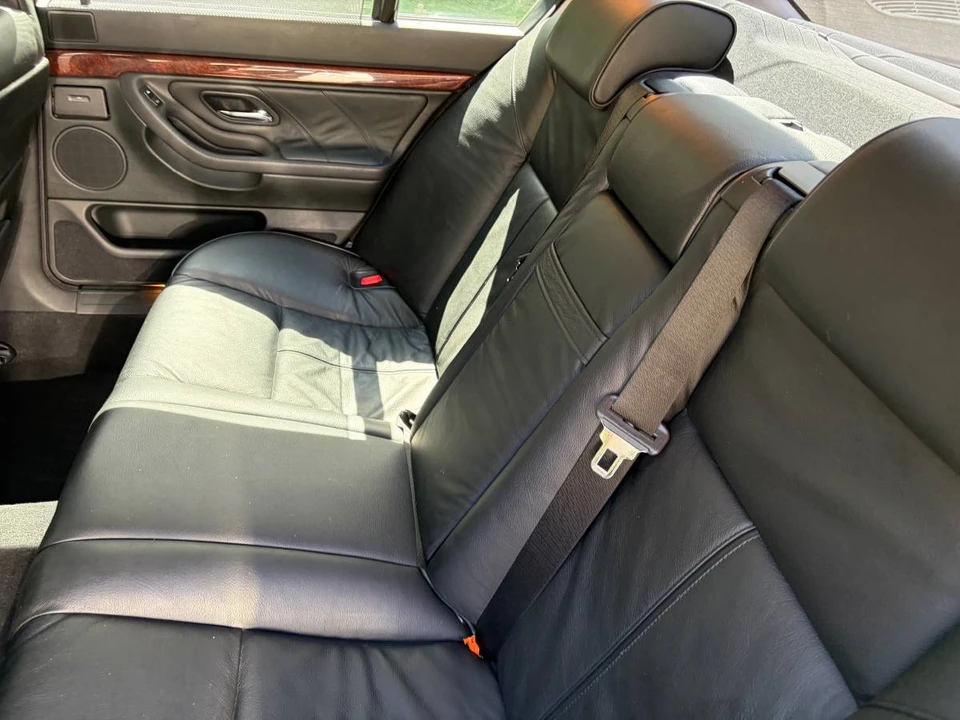 2001 BMW E38 7 Series - Image 3 of 24