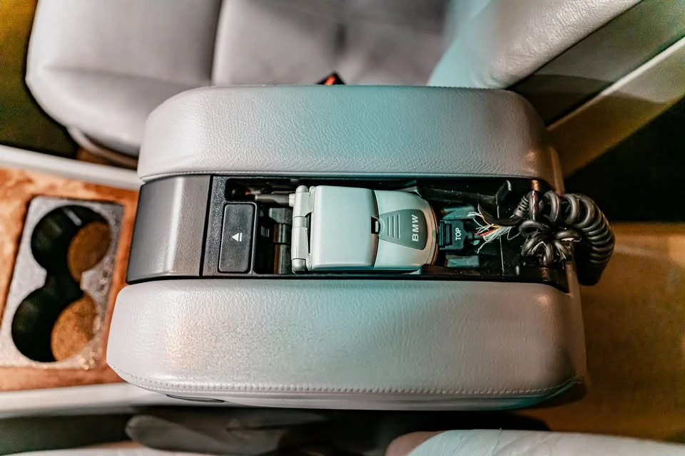 2001 BMW E38 7 Series - Image 14 of 18