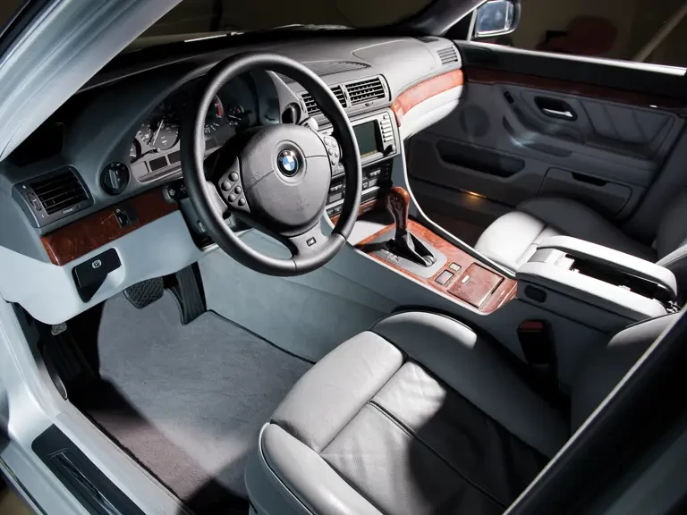 2001 BMW E38 7 Series - Image 4 of 17