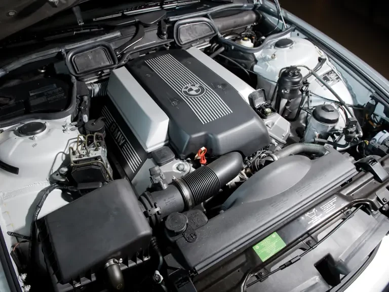 2001 BMW E38 7 Series - Image 16 of 17