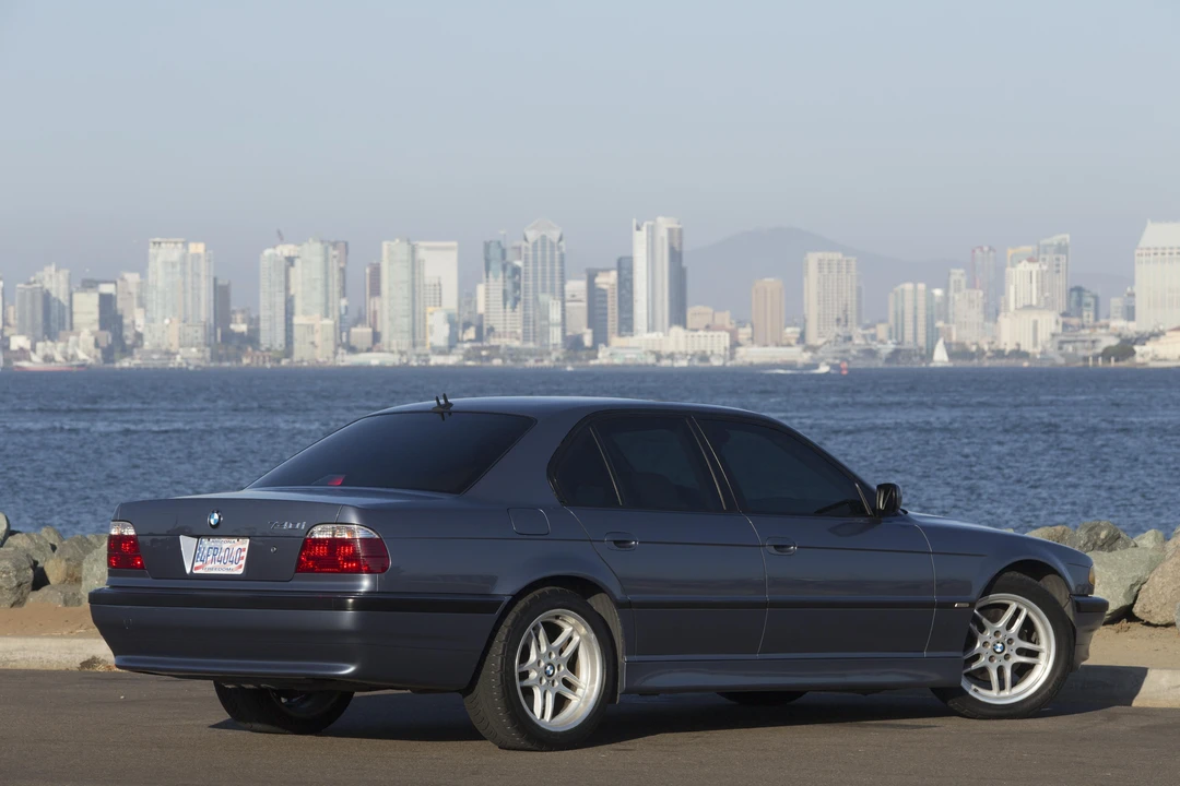 2001 BMW E38 7 Series - Image 2 of 13