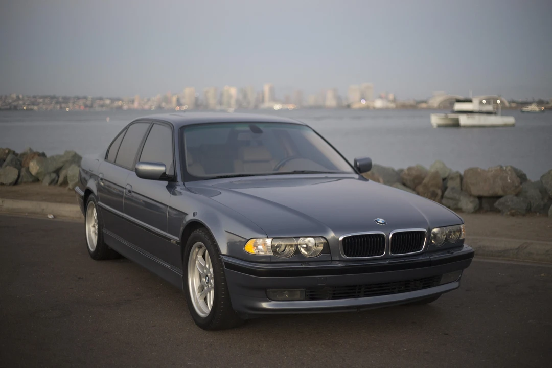 2001 BMW E38 7 Series - Image 6 of 13