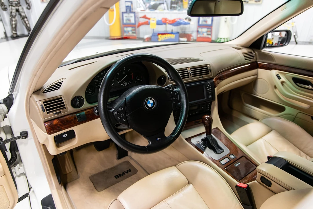 2001 BMW E38 7 Series - Image 7 of 31