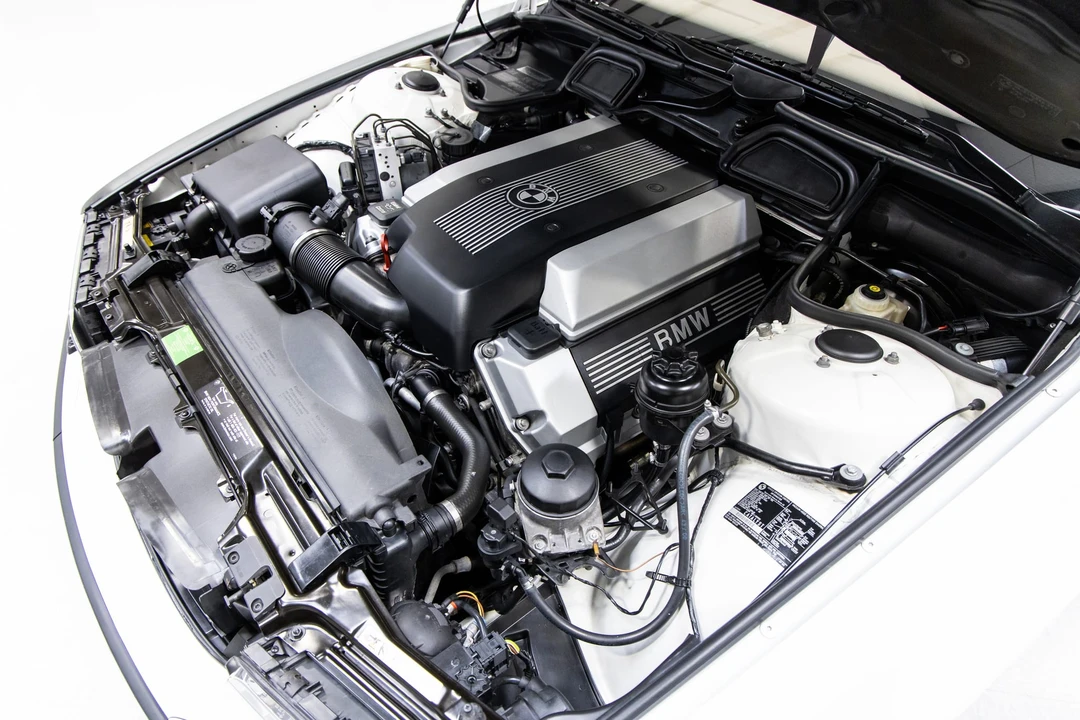 2001 BMW E38 7 Series - Image 9 of 31