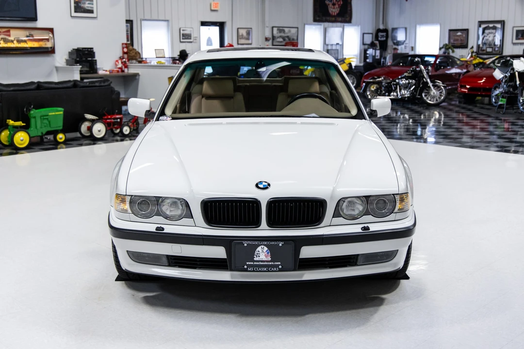 2001 BMW E38 7 Series - Image 18 of 31