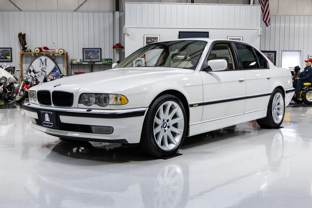 2001 BMW E38 7 Series - Image 23 of 31