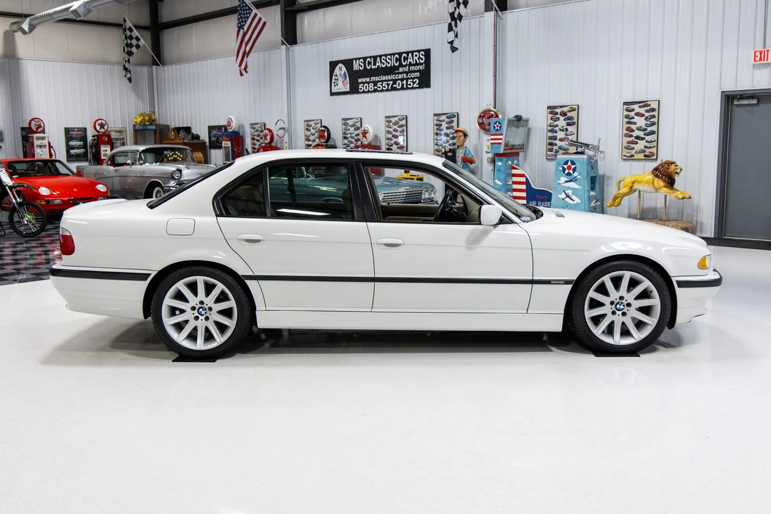 2001 BMW E38 7 Series - Image 30 of 31