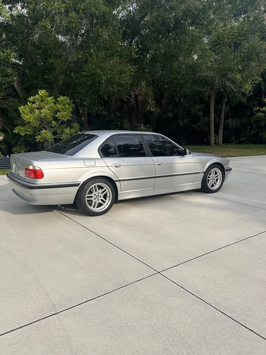2001 BMW E38 7 Series - Image 3 of 31
