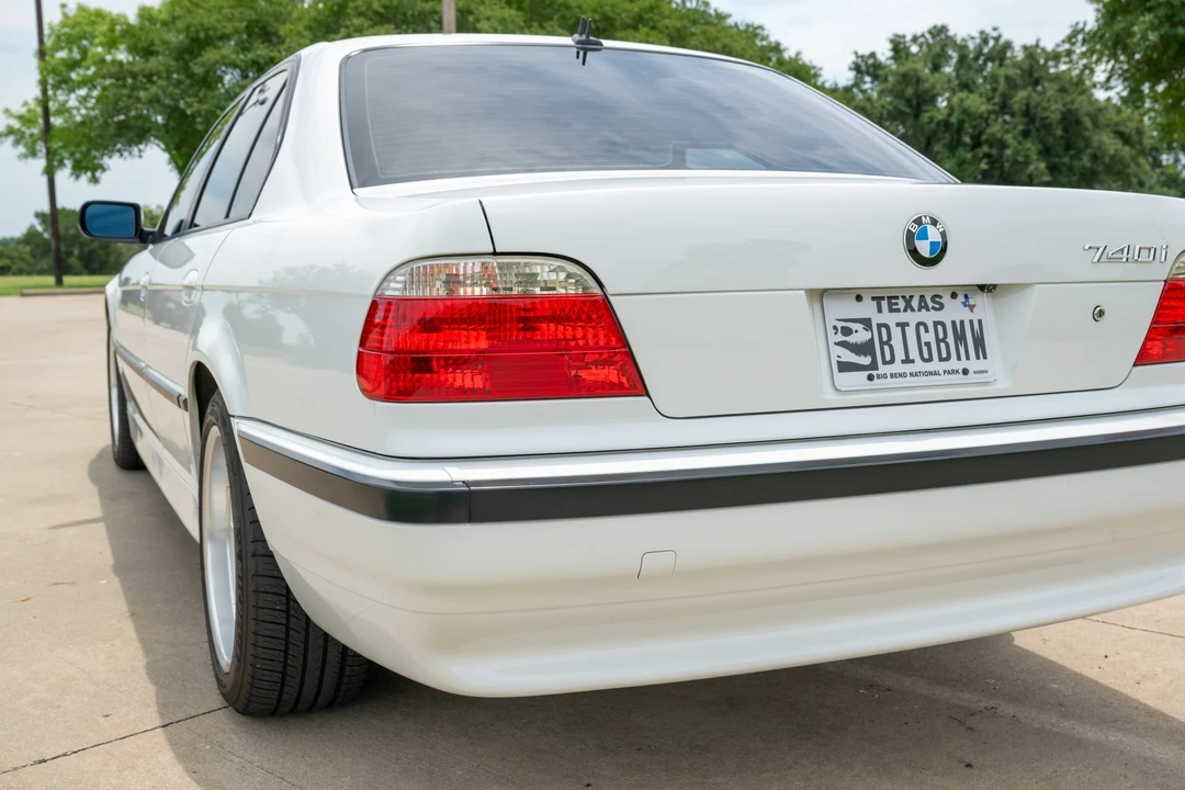 2001 BMW E38 7 Series - Image 20 of 31