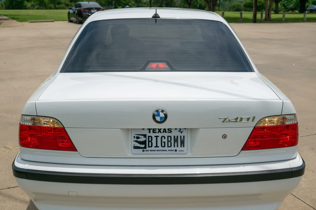 2001 BMW E38 7 Series - Image 18 of 31