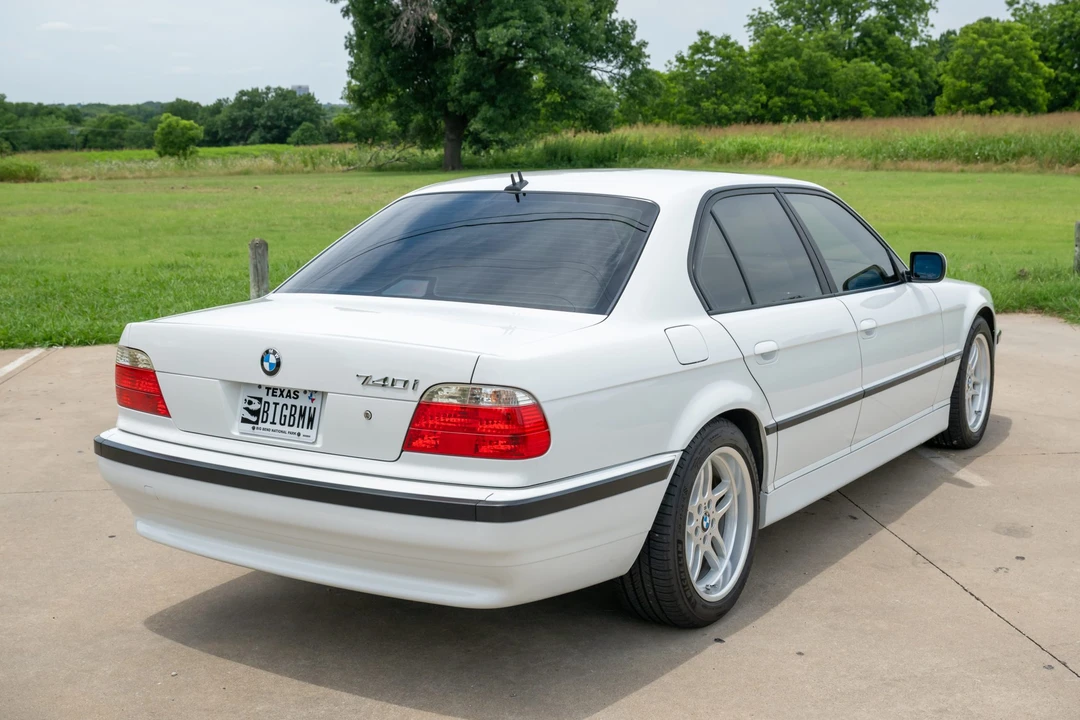 2001 BMW E38 7 Series - Image 8 of 31