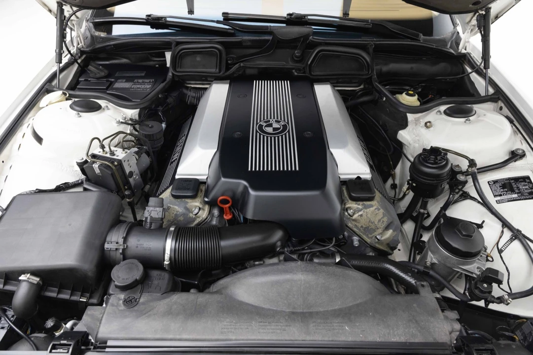 2001 BMW E38 7 Series - Image 6 of 7