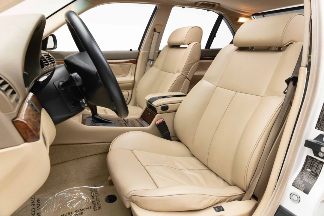 2001 BMW E38 7 Series - Image 4 of 7