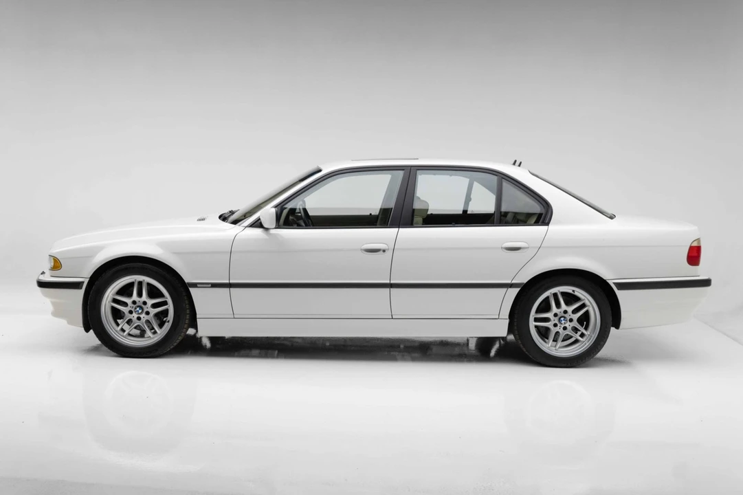 2001 BMW E38 7 Series - Image 3 of 7