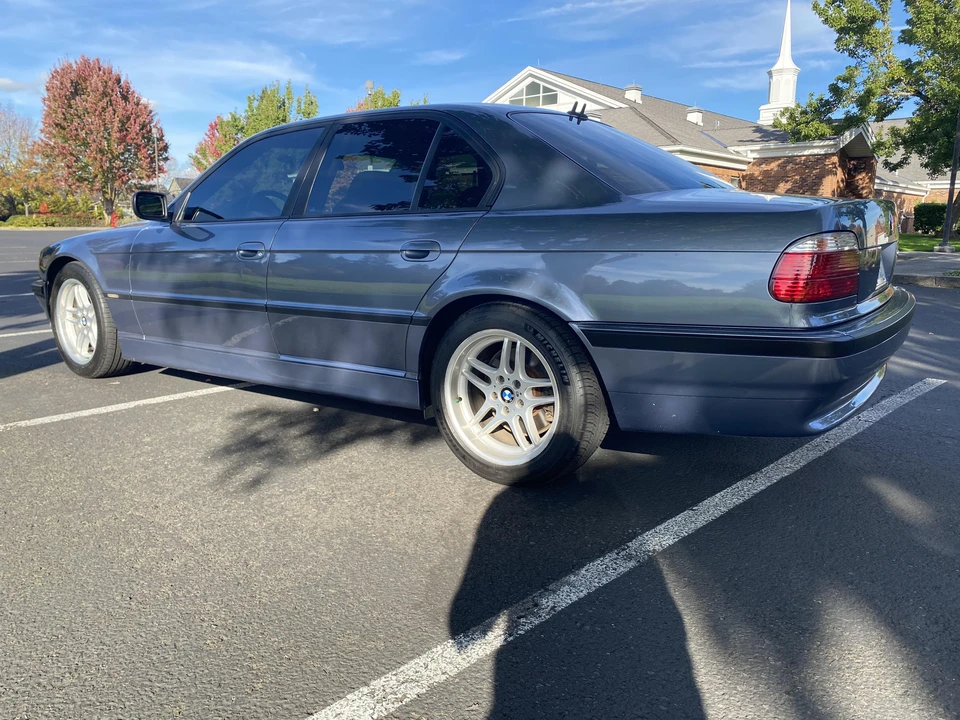 2001 BMW E38 7 Series - Image 9 of 31