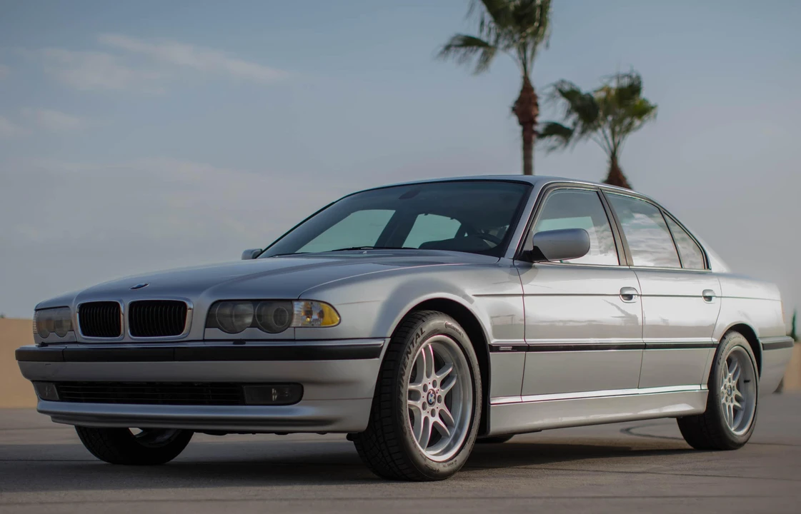2001 BMW E38 7 Series - Image 11 of 31
