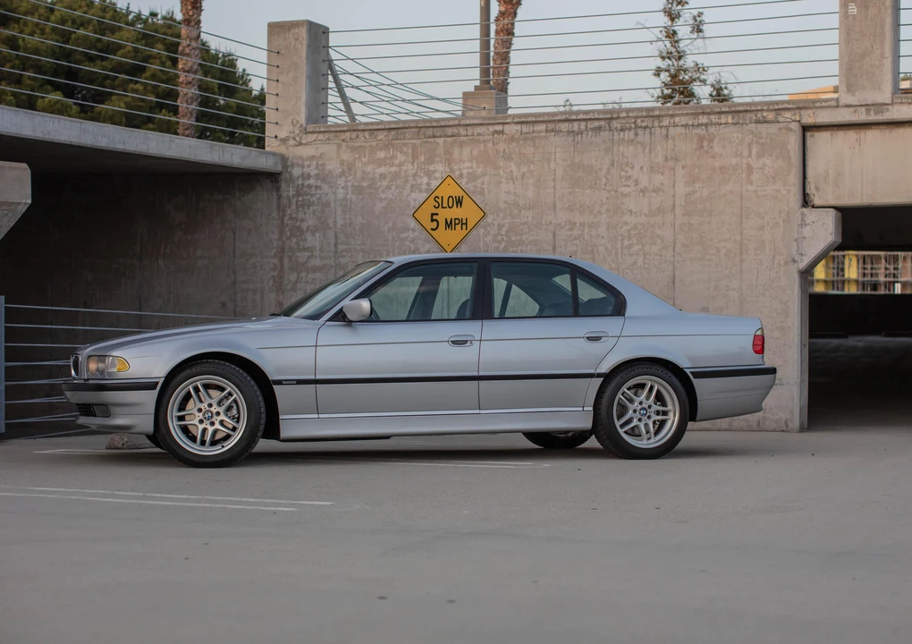 2001 BMW E38 7 Series - Image 19 of 31