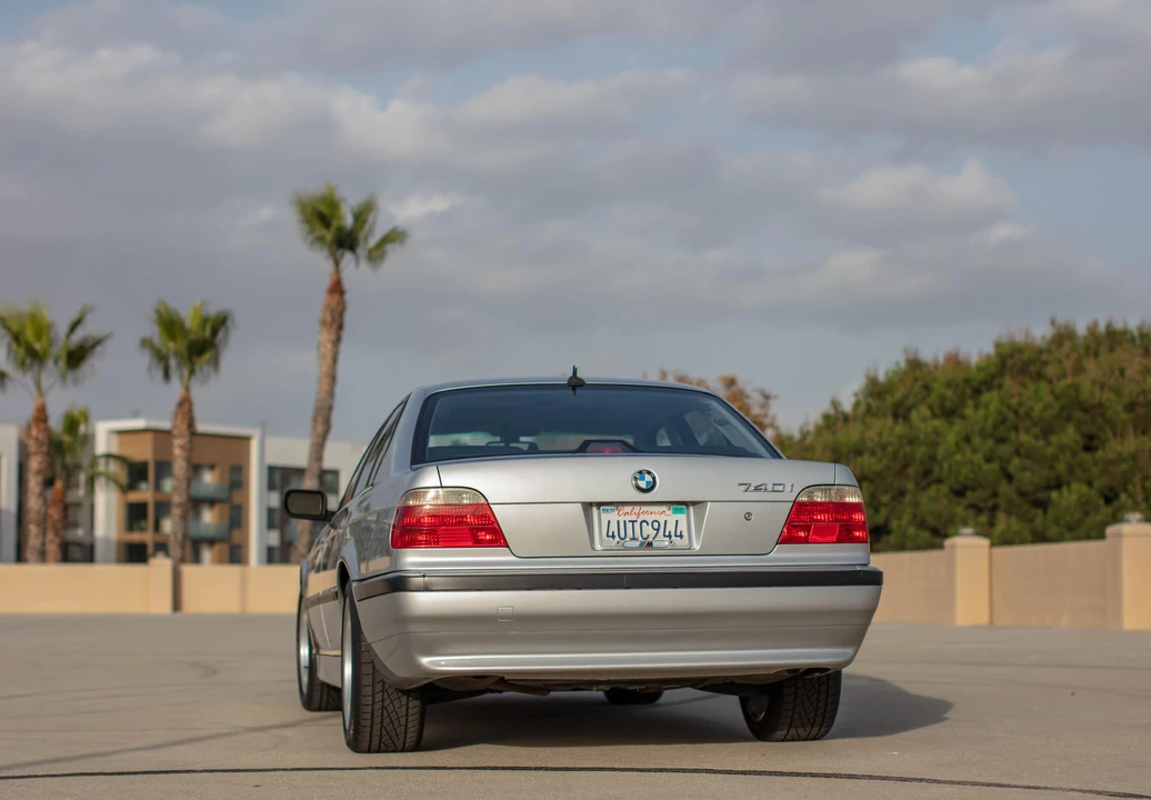 2001 BMW E38 7 Series - Image 27 of 31