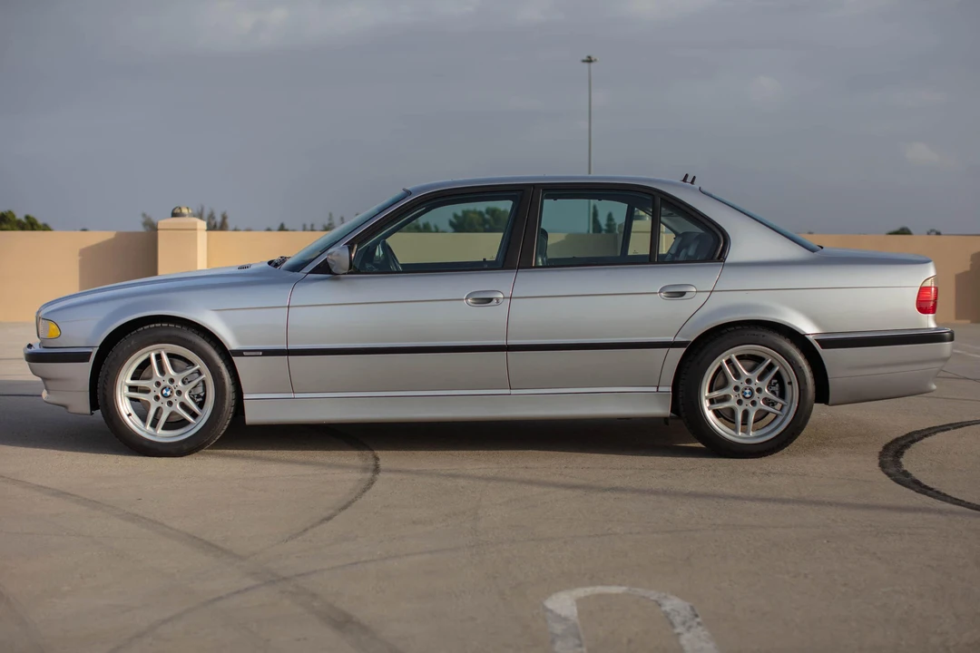 2001 BMW E38 7 Series - Image 22 of 31