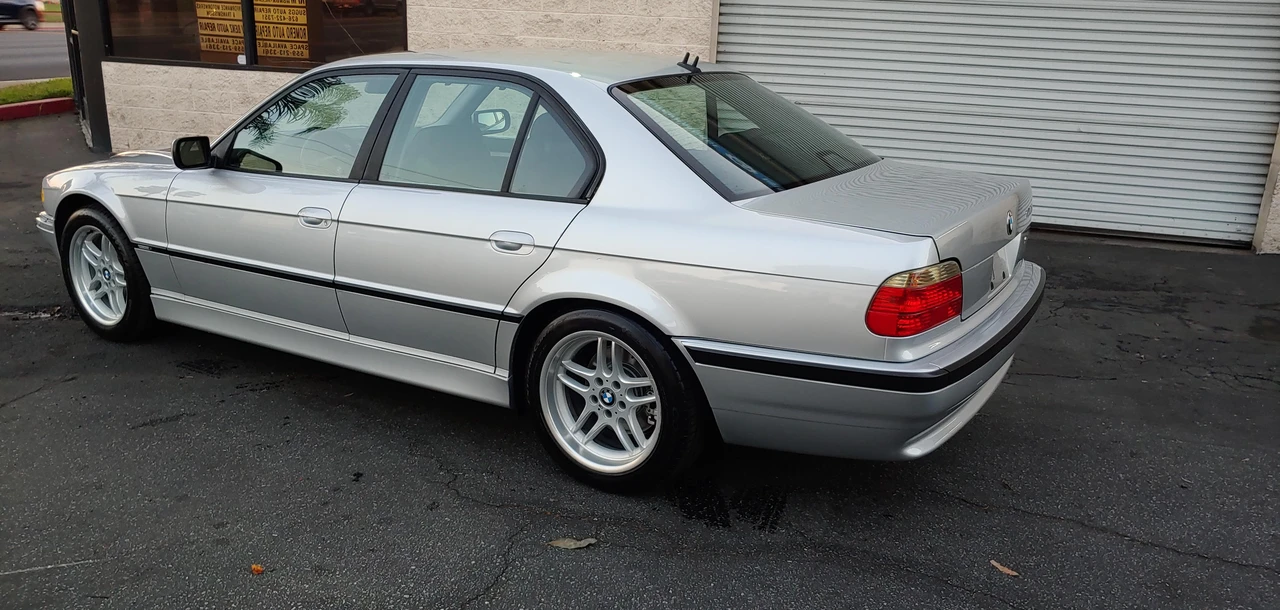 2001 BMW E38 7 Series - Image 23 of 31