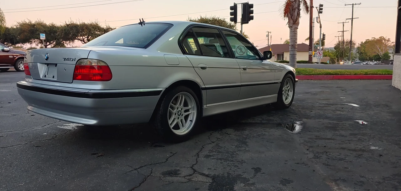 2001 BMW E38 7 Series - Image 30 of 31
