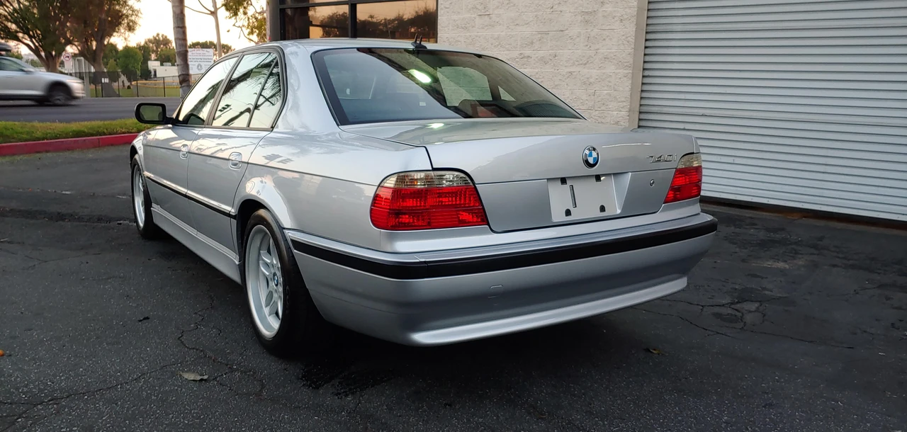 2001 BMW E38 7 Series - Image 25 of 31