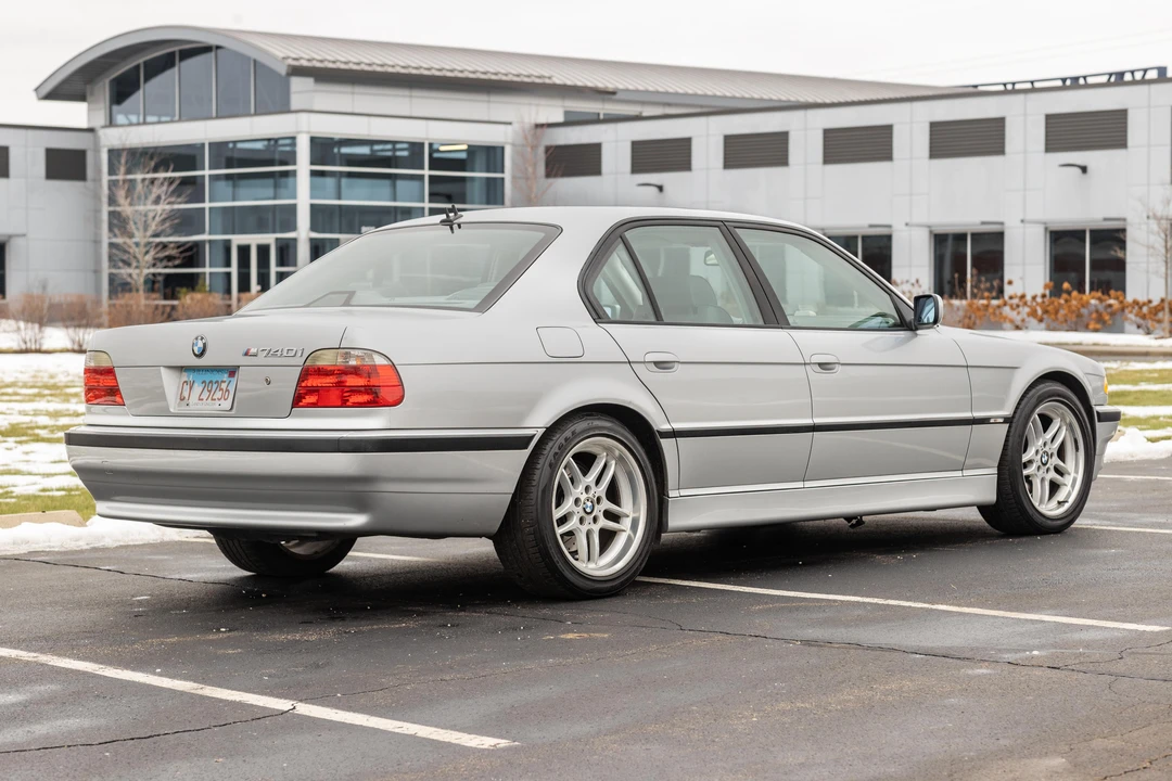 2001 BMW E38 7 Series - Image 10 of 31