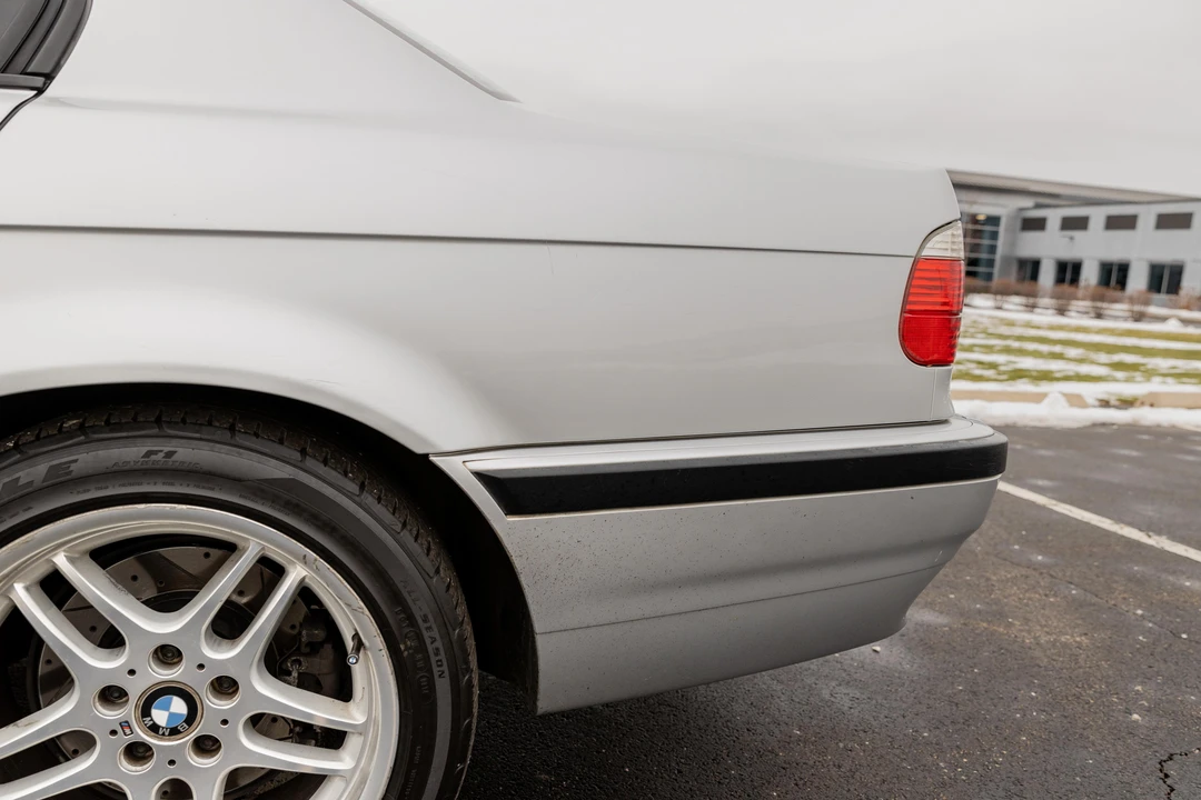 2001 BMW E38 7 Series - Image 26 of 31