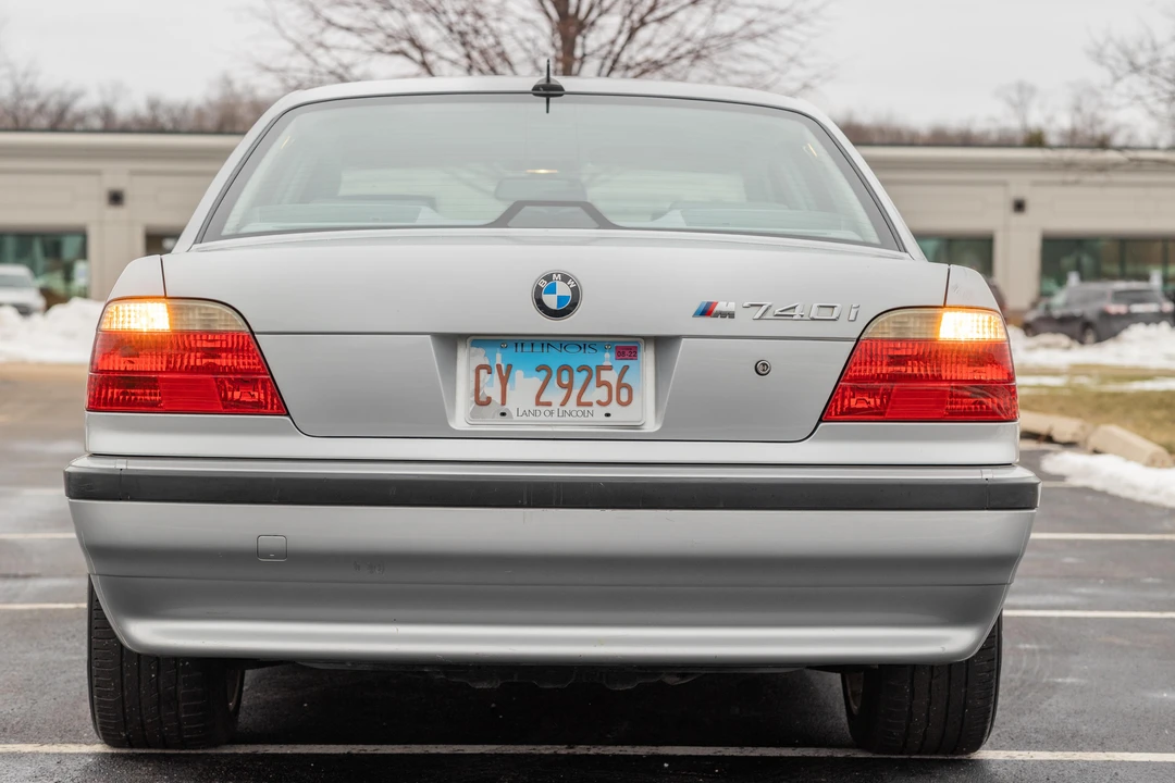 2001 BMW E38 7 Series - Image 9 of 31