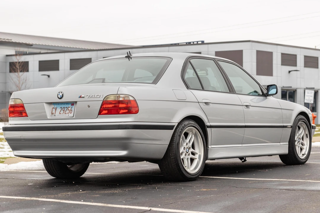 2001 BMW E38 7 Series - Image 4 of 31