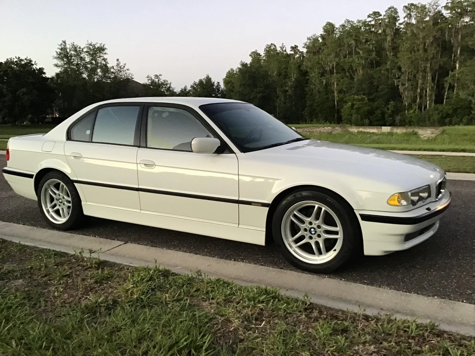 2001 BMW E38 7 Series - Image 25 of 31