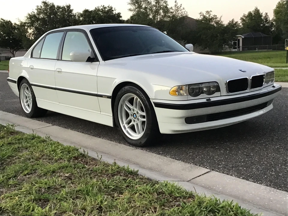 2001 BMW E38 7 Series - Image 27 of 31