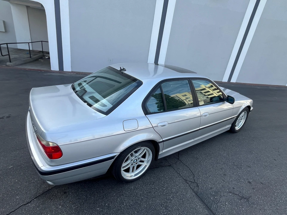 2001 BMW E38 7 Series - Image 18 of 31