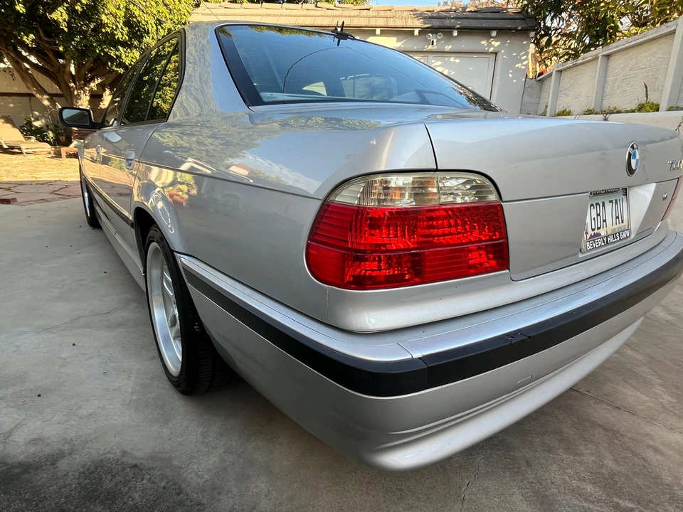 2001 BMW E38 7 Series - Image 25 of 31