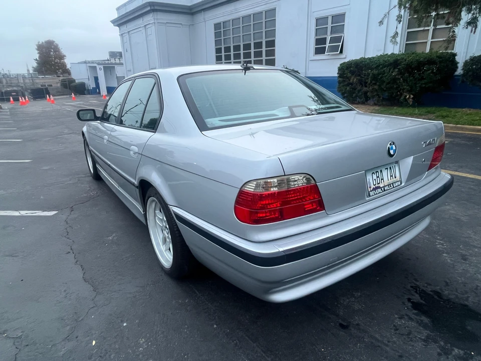 2001 BMW E38 7 Series - Image 13 of 31