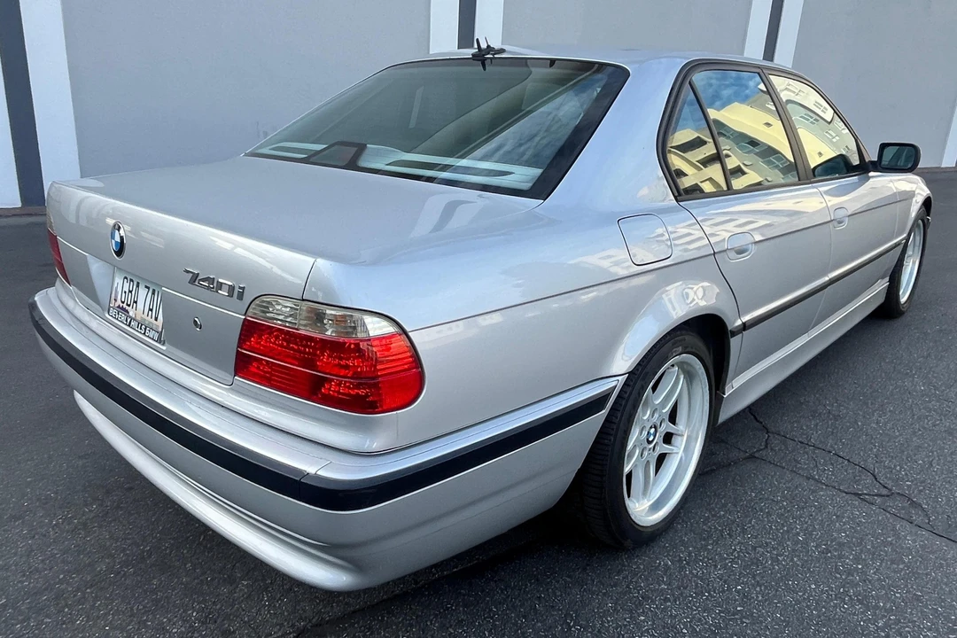 2001 BMW E38 7 Series - Image 4 of 31